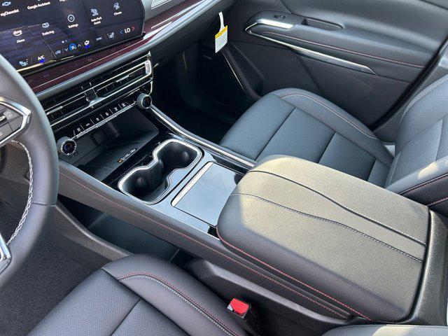 new 2025 Chevrolet Traverse car, priced at $55,020