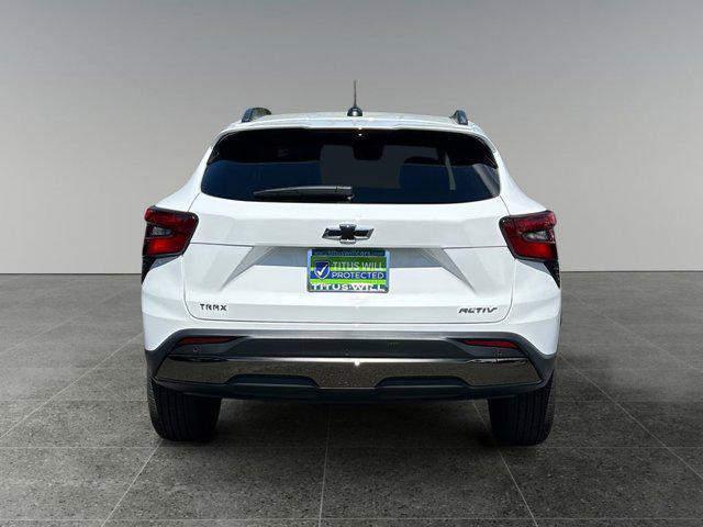 new 2025 Chevrolet Trax car, priced at $25,990