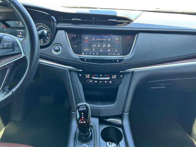 used 2022 Cadillac XT5 car, priced at $36,759