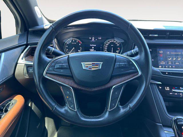used 2022 Cadillac XT5 car, priced at $36,759