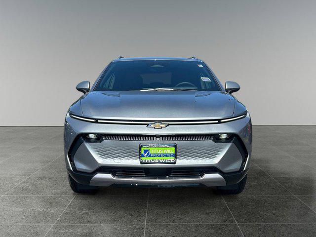 new 2025 Chevrolet Equinox EV car, priced at $43,590