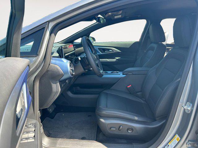 new 2025 Chevrolet Equinox EV car, priced at $43,590