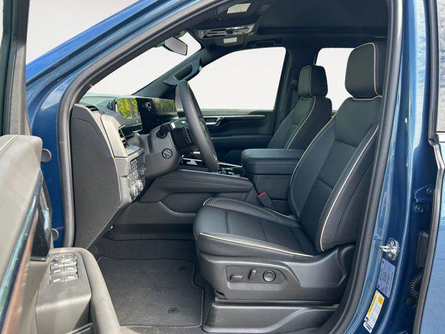 new 2025 Chevrolet Suburban car, priced at $86,560
