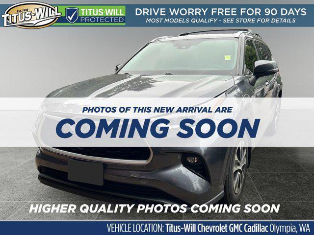 used 2020 Toyota Highlander Hybrid car, priced at $34,987