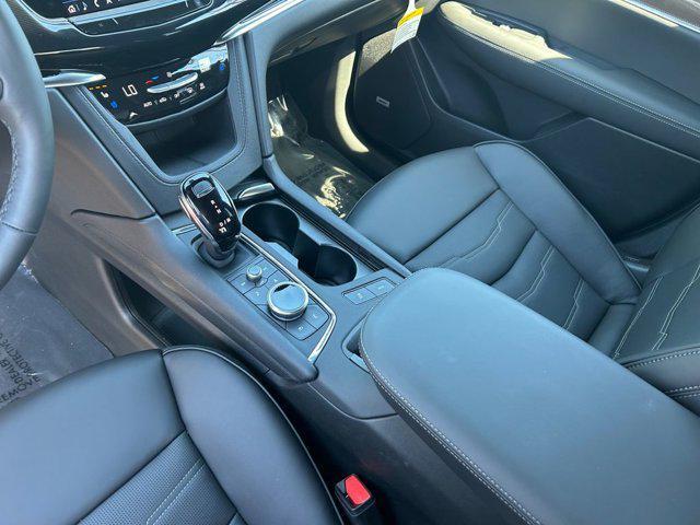 new 2025 Cadillac XT6 car, priced at $77,015
