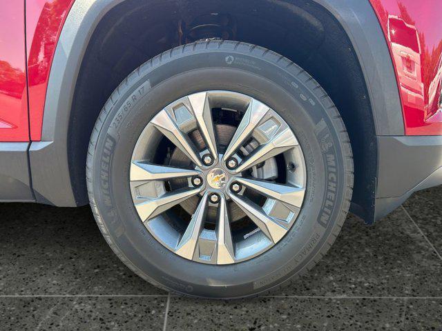 new 2025 Chevrolet Equinox car, priced at $35,025