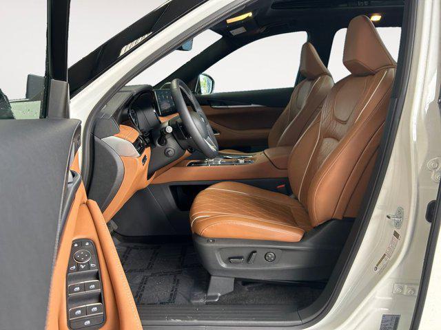 used 2025 INFINITI QX60 car