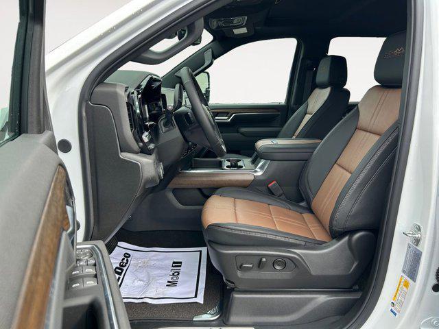 new 2025 Chevrolet Silverado 3500 car, priced at $90,315