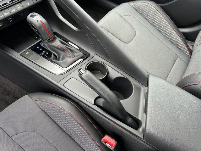 new 2025 Hyundai Elantra car, priced at $27,901
