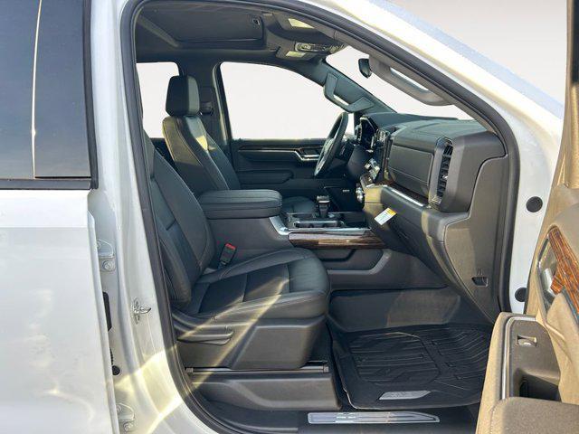 new 2025 GMC Sierra 1500 car, priced at $61,570
