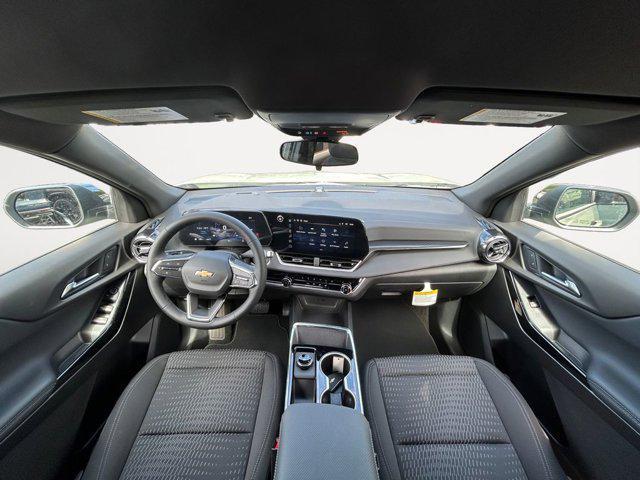 new 2026 Chevrolet Equinox car, priced at $32,815