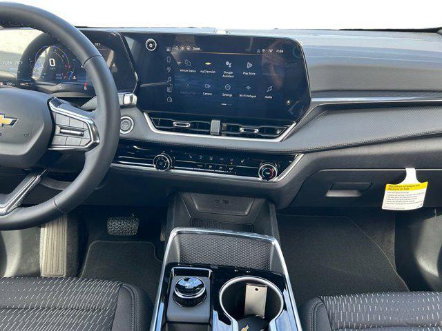 new 2026 Chevrolet Equinox car, priced at $32,815