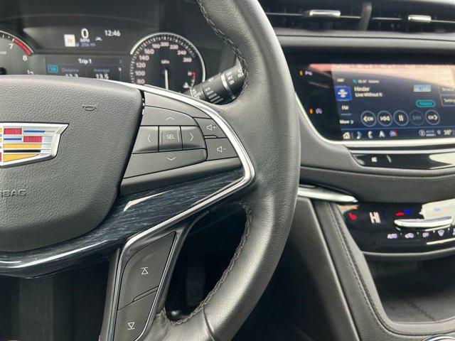 used 2024 Cadillac XT5 car, priced at $50,899