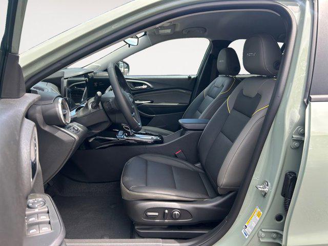 new 2025 Chevrolet Trax car, priced at $25,990