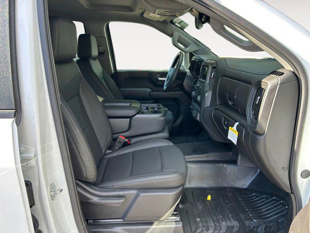 new 2024 Chevrolet Silverado 2500 car, priced at $53,628