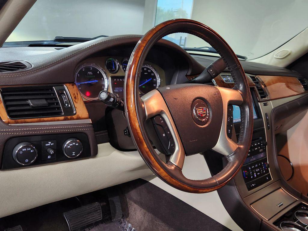 used 2011 Cadillac Escalade EXT car, priced at $16,900