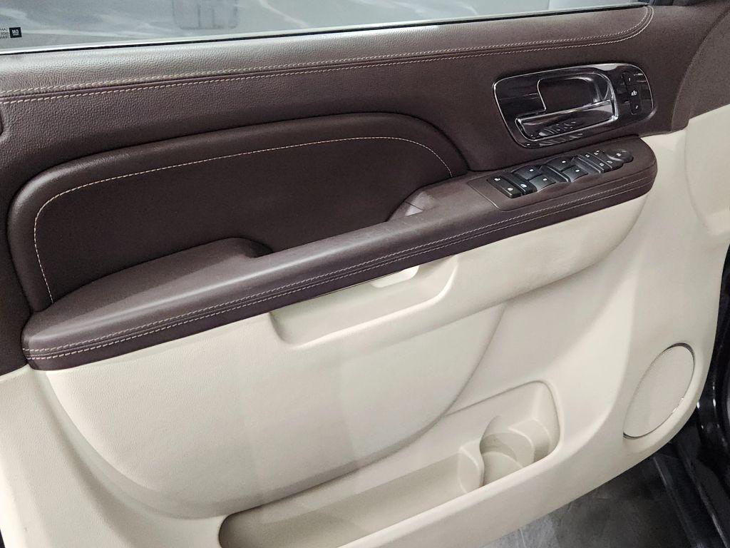 used 2011 Cadillac Escalade EXT car, priced at $16,900