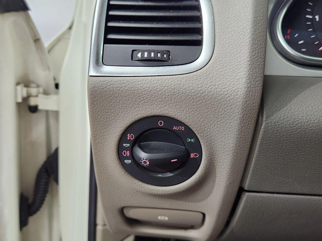 used 2009 Audi Q7 car, priced at $11,500