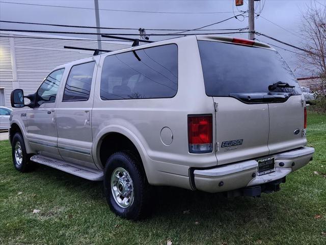 used 2005 Ford Excursion car, priced at $31,900