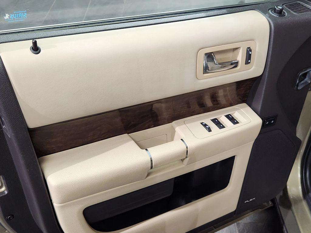 used 2013 Ford Flex car, priced at $12,900