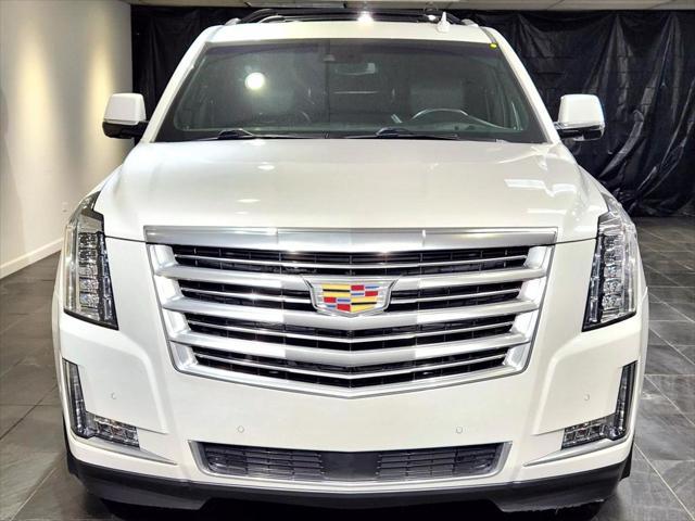 used 2018 Cadillac Escalade ESV car, priced at $33,900