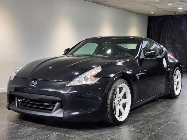 used 2009 Nissan 370Z car, priced at $15,900