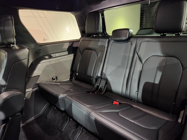 used 2018 Ford Expedition car, priced at $37,900