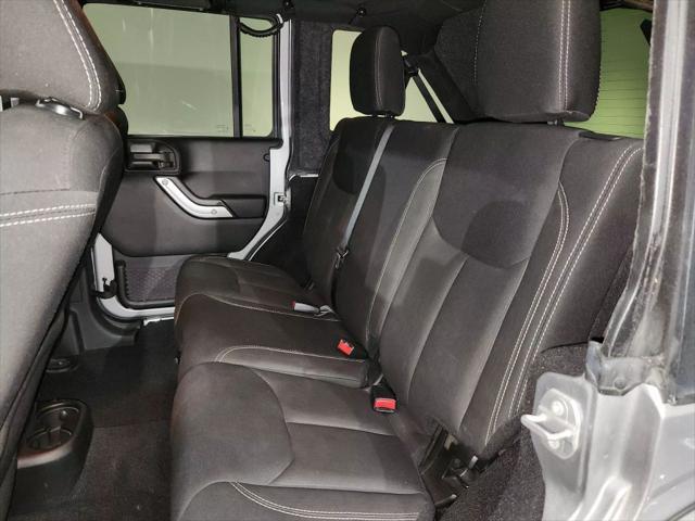 used 2015 Jeep Wrangler Unlimited car, priced at $27,900