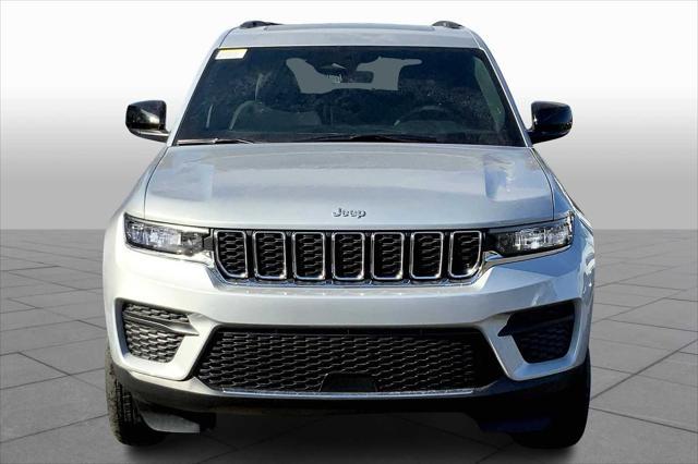 new 2025 Jeep Grand Cherokee car, priced at $39,911