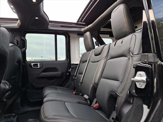 new 2025 Jeep Wrangler car, priced at $59,060