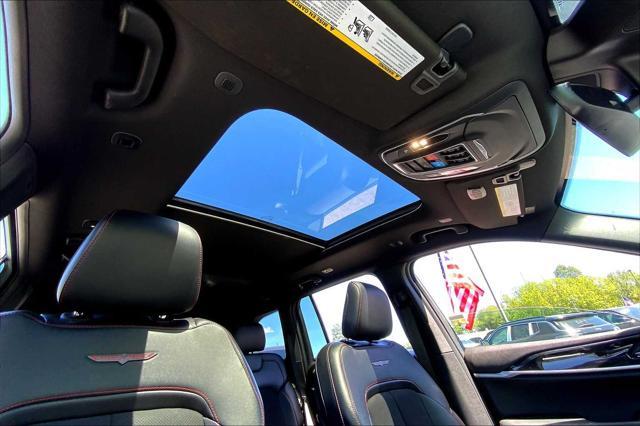 used 2022 Jeep Grand Cherokee car, priced at $37,990