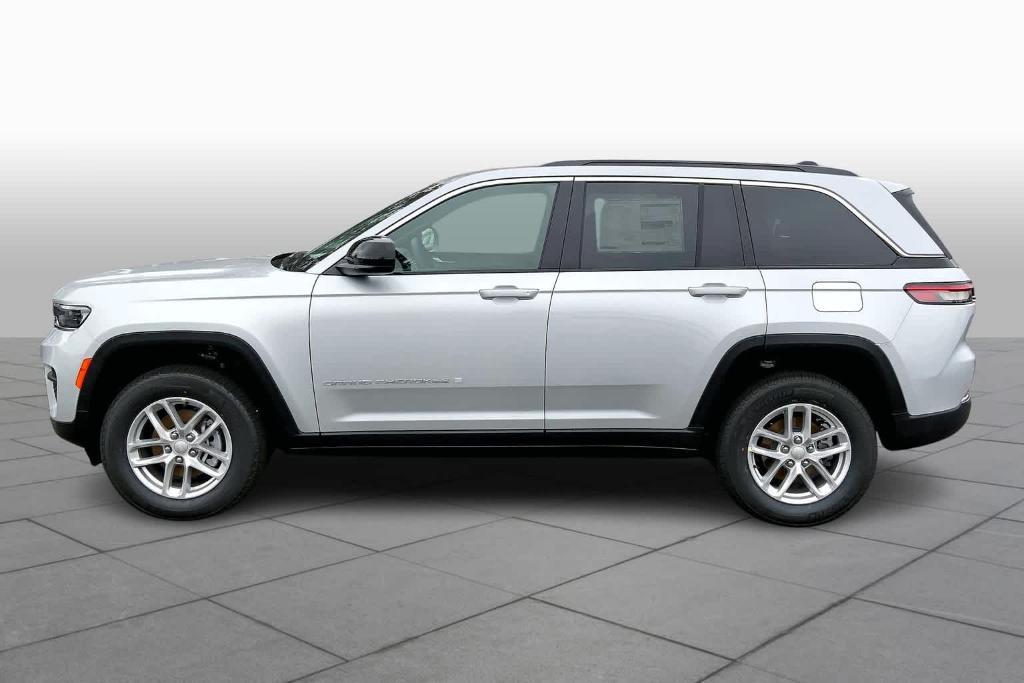 new 2024 Jeep Grand Cherokee car, priced at $42,624