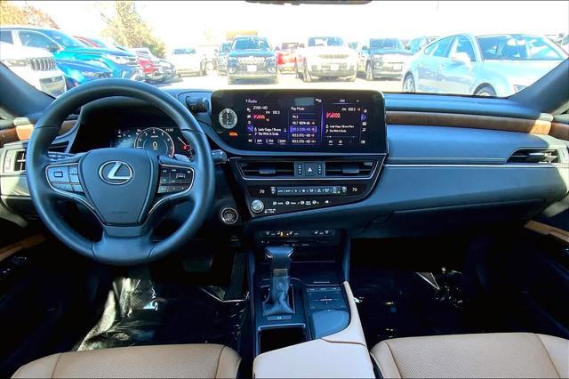 used 2022 Lexus ES 350 car, priced at $30,440