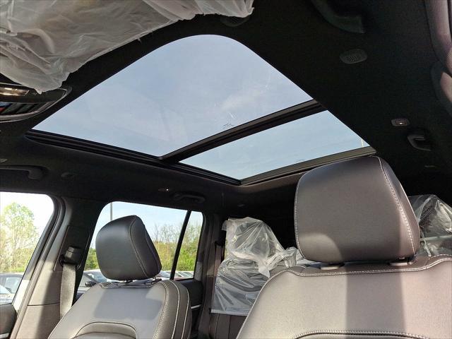 new 2025 Jeep Grand Cherokee car, priced at $52,895
