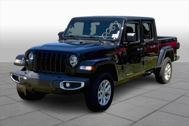 new 2023 Jeep Gladiator car, priced at $46,995