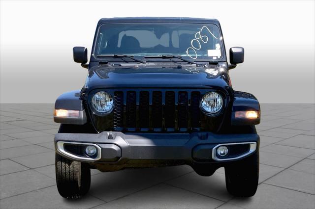 new 2023 Jeep Gladiator car, priced at $46,995