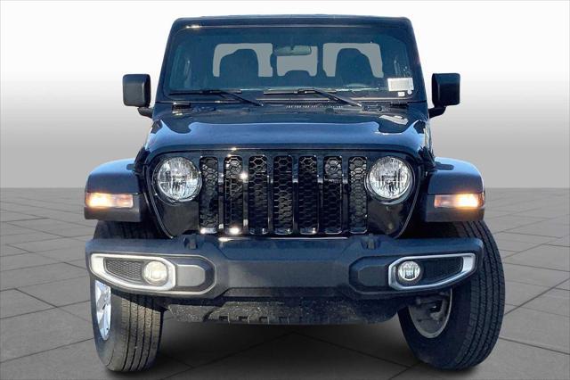 new 2023 Jeep Gladiator car, priced at $38,995