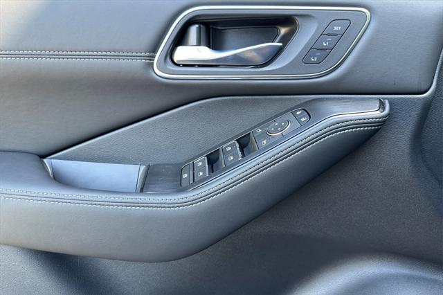 new 2025 Nissan Rogue car, priced at $43,075