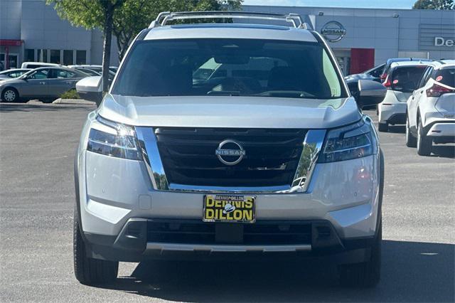 new 2024 Nissan Pathfinder car, priced at $48,863