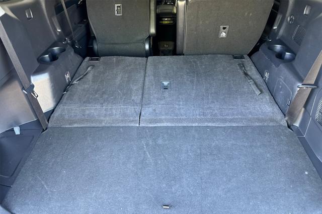 used 2024 Toyota Highlander car, priced at $42,050