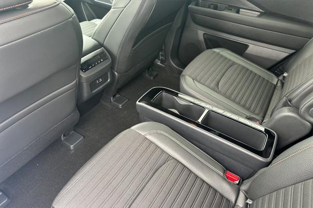 new 2025 Nissan Pathfinder car, priced at $40,382