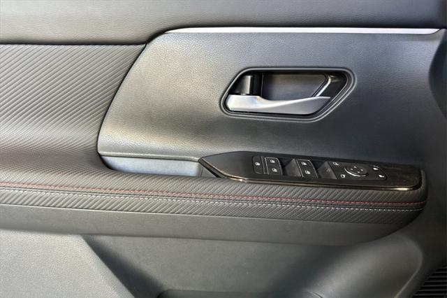 new 2025 Nissan Kicks car, priced at $31,855