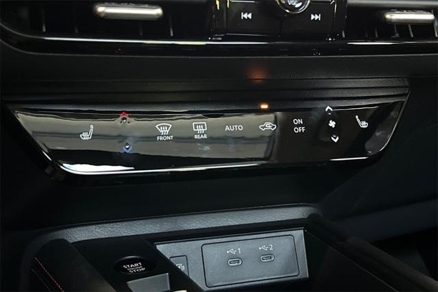 new 2025 Nissan Kicks car, priced at $31,855