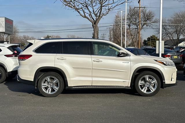 used 2019 Toyota Highlander Hybrid car, priced at $36,468