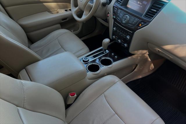 used 2014 Nissan Pathfinder car