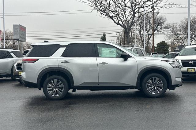 new 2025 Nissan Pathfinder car, priced at $38,167