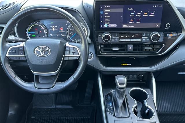 used 2023 Toyota Highlander Hybrid car, priced at $44,898