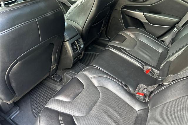 used 2022 Jeep Cherokee car, priced at $23,795