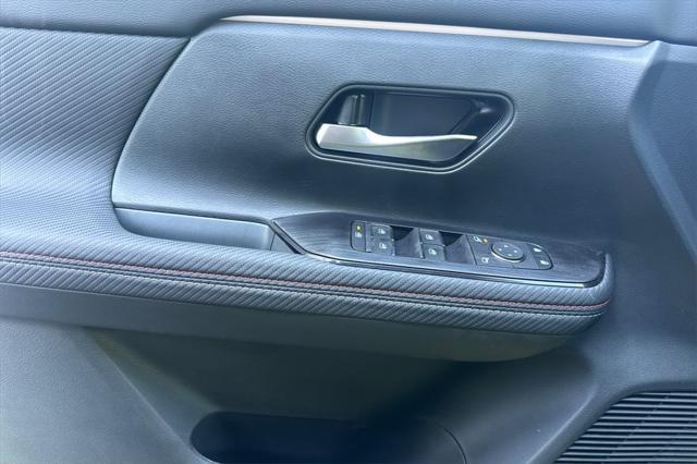 new 2025 Nissan Kicks car, priced at $31,775