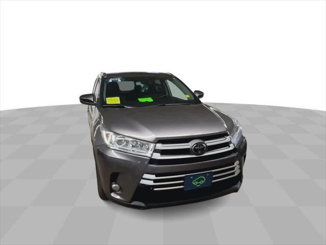 used 2018 Toyota Highlander car, priced at $23,495